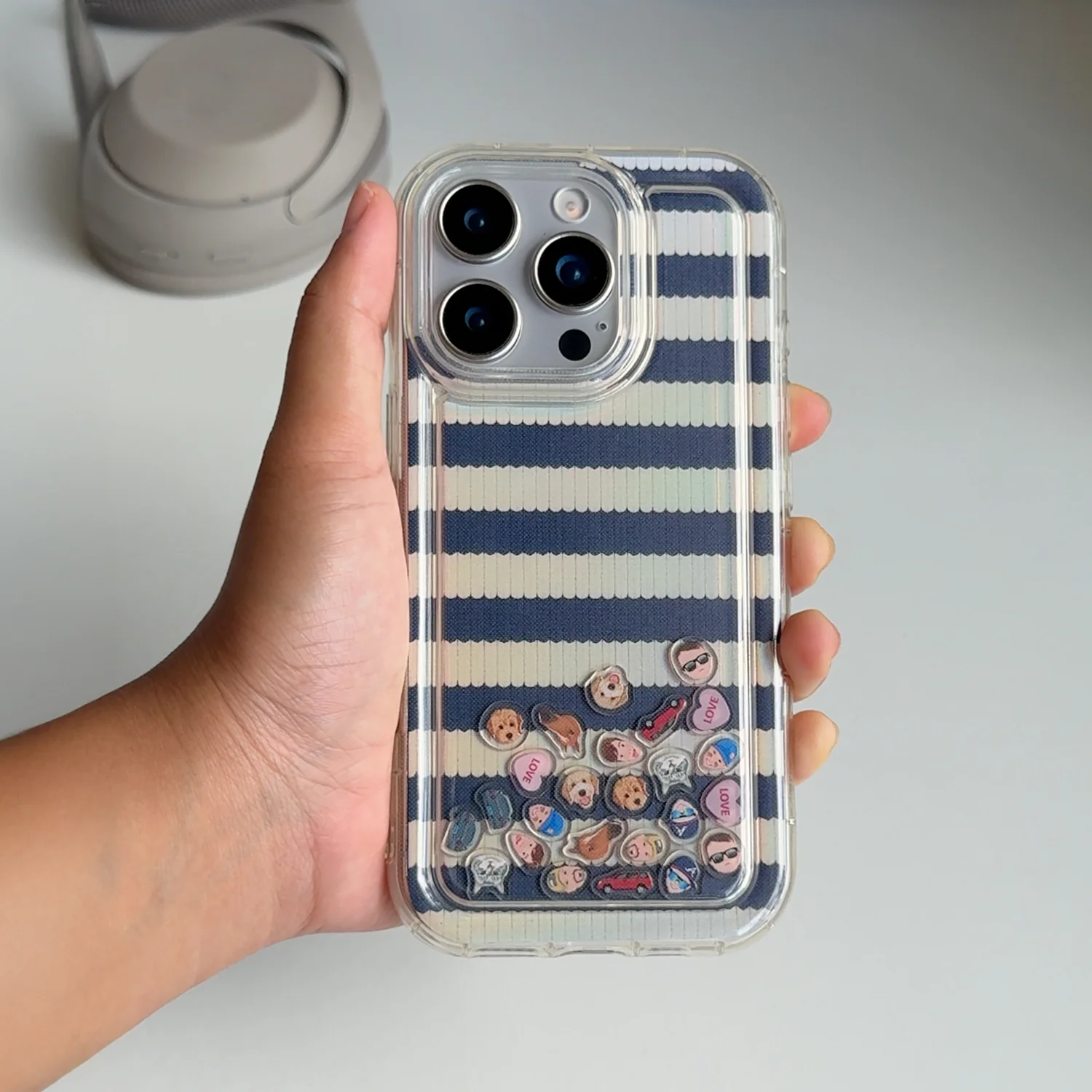 Shaker Case™ with Seaside Sweater Case Design - Image 4